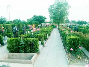 飞凤岭陵园环境